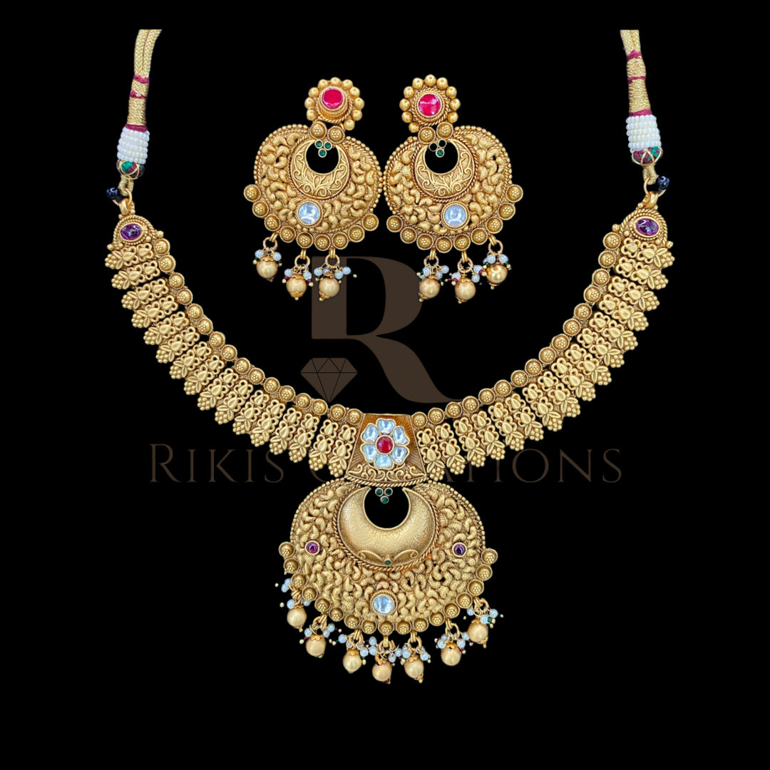 NECKLACE & EARRINGS (NS-104)