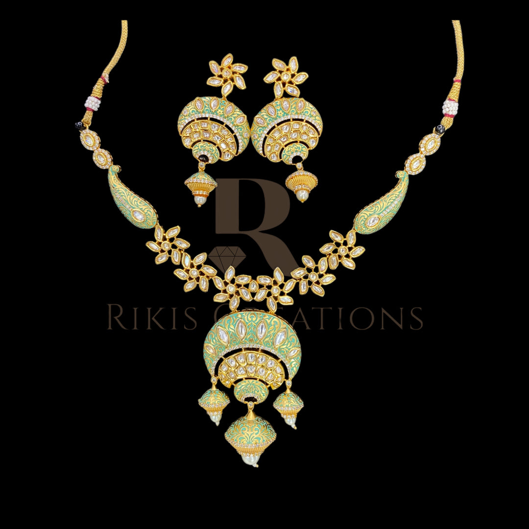 NECKLACE & EARRINGS  (NS-155)