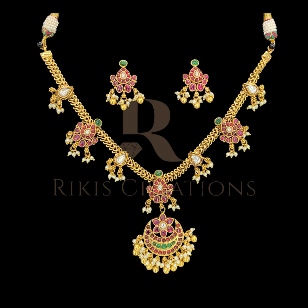 NECKLACE & EARRINGS  (NS-182)