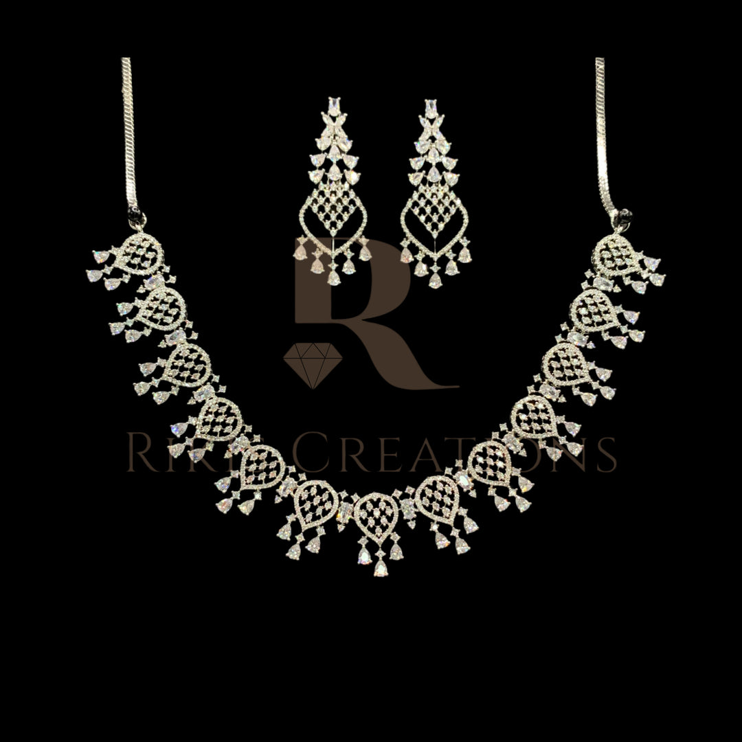 NECKLACE & EARRINGS  (NS-87)